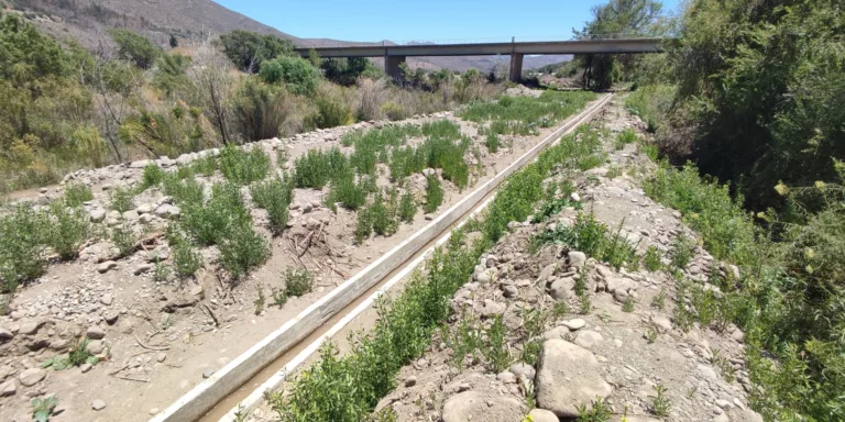COMUNIDAD BARRACO CHICO MEJORA EL 100% DE SU RED DE DISTRIBUCIÓN
