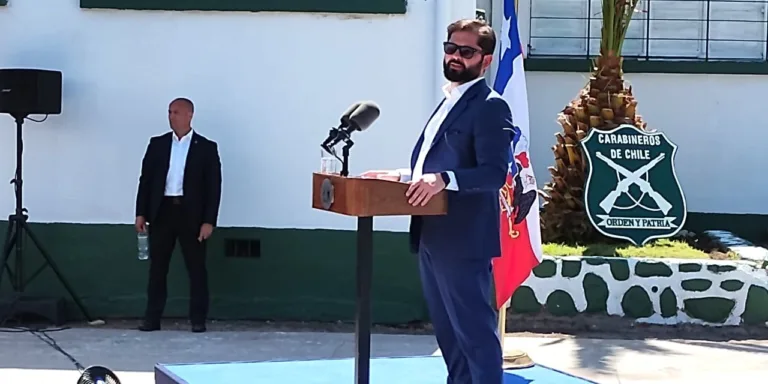 JUNTA DE VIGILANCIA DEL RÍO CHOAPA ENTREGA PETITORIO AL PRESIDENTE GABRIEL BORIC