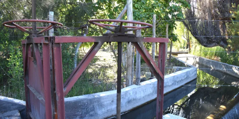 JVRCH RECOMIENDA A USUARIOS TOMAR PRECAUCIONES Y PROTEGER SUS CANALES ANTE LLEGADA DE PRECIPITACIONES