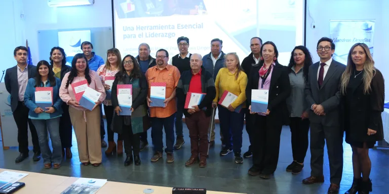 JVRCH CERTIFICA A 18 DIRIGENTES Y LANZA MANUAL DE GESTIÓN PARA FORTALECER A LAS OUAS