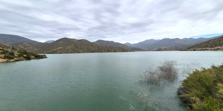 EMBALSE CORRALES: LLENO TOTAL GARANTIZA SEGURIDAD HÍDRICA EN CANELA, ILLAPEL Y SALAMANCA