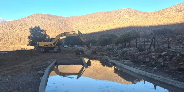 JUNTA DE VIGILANCIA DEL RÍO CHOAPA AVANZA EN LA HABILITACIÓN DE INFRAESTRUCTURA HÍDRICA Y OPERATIVIDAD EN COMPUERTAS AUTOMATIZADAS TRAS EL TEMPORAL